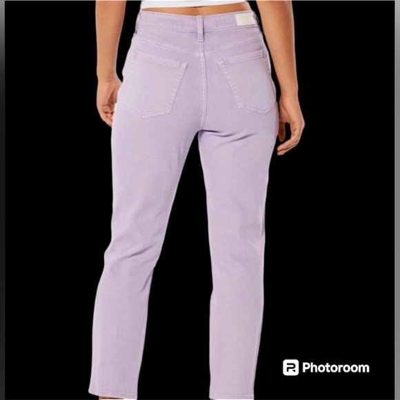 Ultra High-Rise Light purple mom jeans - Picture 2 of 4
